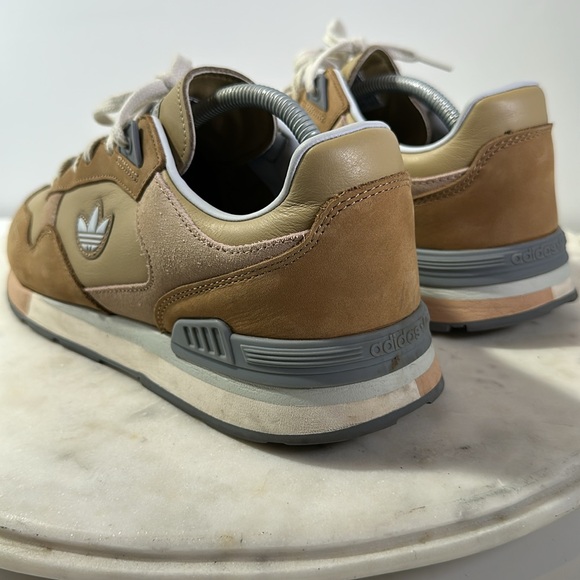 adidas Classics TREZOID Beige 2022 GY0728 men’s USA 10.5 - Picture 4 of 10